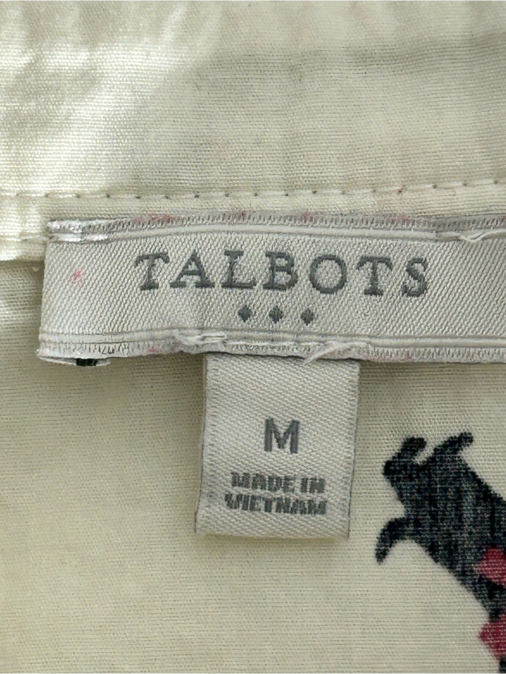 Talbots Woman’s Cream Button-Down Shirt with Red & Blue Scottie Dog Print Size M - Picture 2 of 10